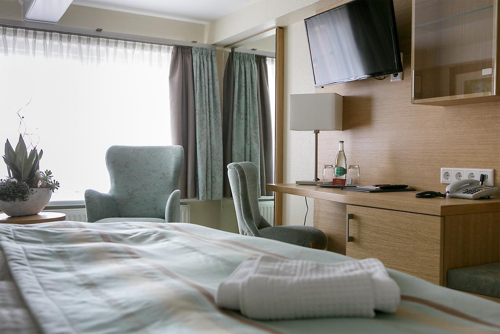 Hotel Neuwarft Altbau Dagebüll 客房 照片