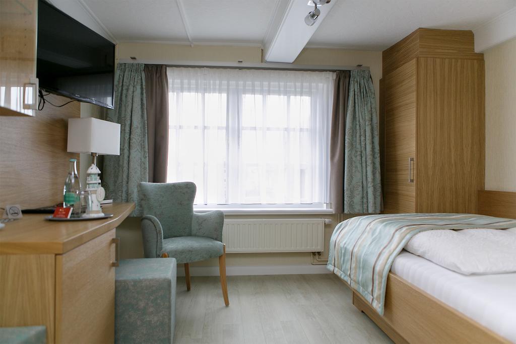 Hotel Neuwarft Altbau Dagebüll 客房 照片